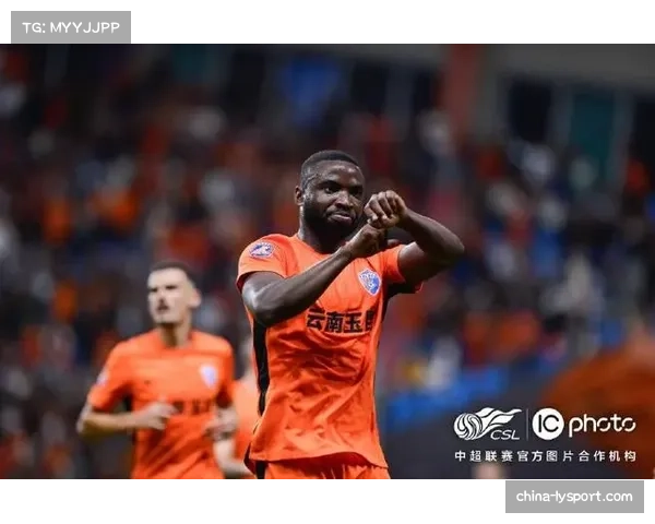 奥斯卡从沧州加盟云南玉昆，外援在中超内部持续流动